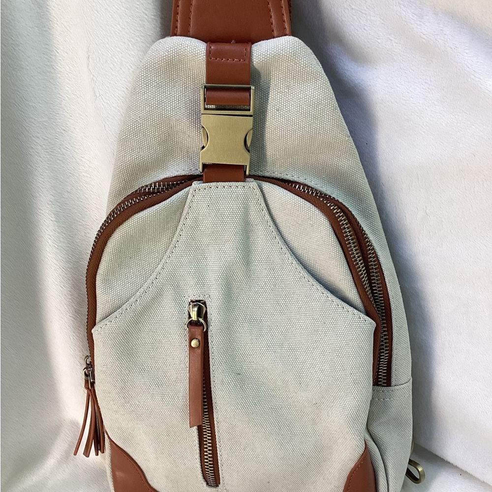 Stylish Tan and Cream Bag